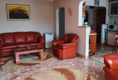 Apartament cu 4 camere decomandat în Turda - 6