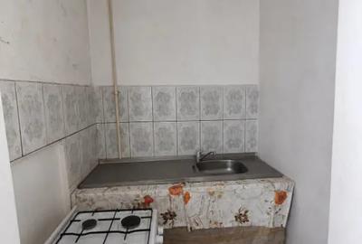 Garsonieră semidecomandată în Brazda lui Novac