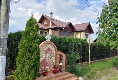 Casă cu 4 camere în Șipotu