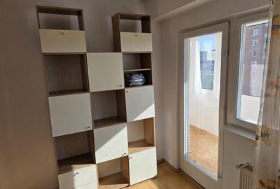 Apartament cu 3 camere decomandat în Gheorghe Lazăr - 9