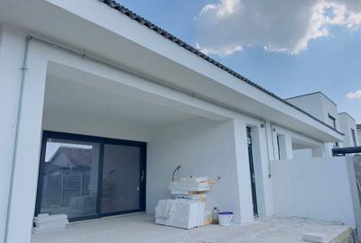 Duplex cu 5 camere cu Canalizare în Dumbrăvița - 2