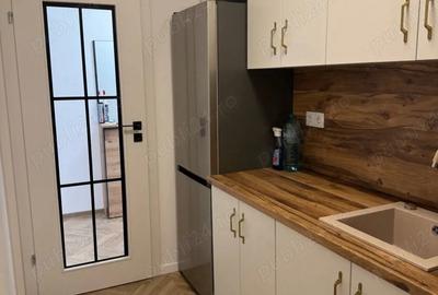 Garsonieră decomandată în Central - 2