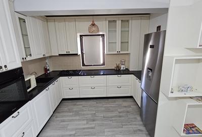 Apartament cu 3 camere semidecomandat, mobilat în Titan - 4