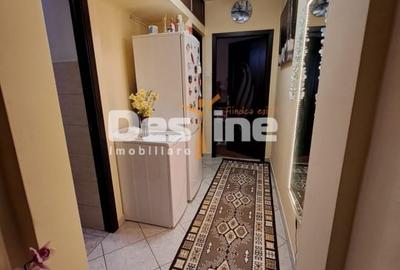 MIRCEA CEL BATRAN, Apartament 2 camere, nedecomandat, 83.600 Euro - 3
