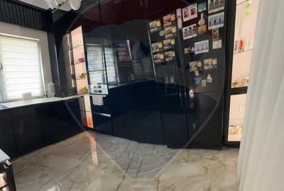 Apartament cu 4 camere decomandat, mobilat în Calea București - 7