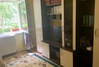 Apartament 3 camere decomandat zona Intre Lacuri - 2