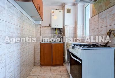 Apartament cu 2 camere decomandat în Micro 15 - 14