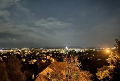 Teren de 886 mp, în Valea Roșie - 4