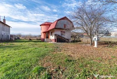 Casă cu 2 camere cu Teren 3301 Mp în Jucu - 3