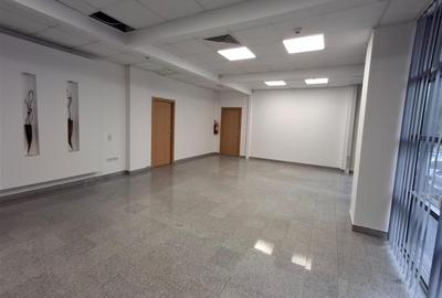 Spatiu comercial 200mp zona Centrala - 4