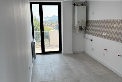 Apartament cu 2 camere decomandat în Calea Romanului - 3