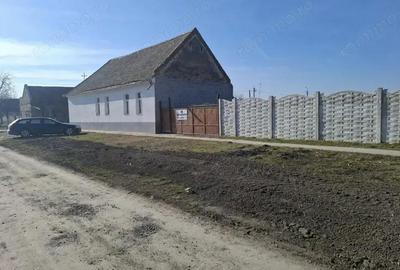 Casa 4 camere renovata recent in ?eitin - 2