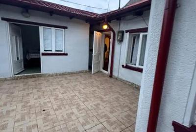 Casă cu 3 camere cu Canalizare în Tomis II - 6