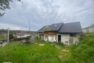 Casă cu 4 camere în Central - 2