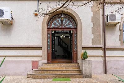 Inchiriere vila reprezentativa - pretabila birou, ambasada - 1