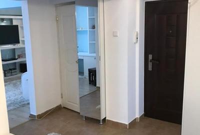 Apartament cu 3 camere decomandat în P-ța Romană - 4
