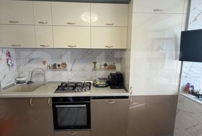 Apartament cu 2 camere decomandat în Micro 19 - 2