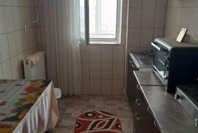 Apartament cu 2 camere semidecomandat în Central - 1