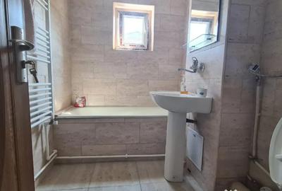 Apartament cu 2 camere decomandat în Central - 3