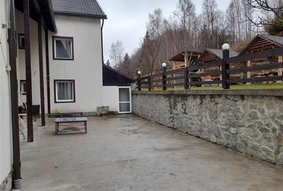 Hotel/Pensiune, de 1,100 mp, în Sud-Est - 29