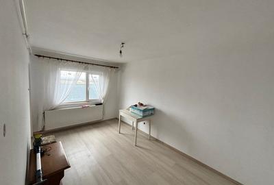 Garsonieră semidecomandată în Decebal - 1