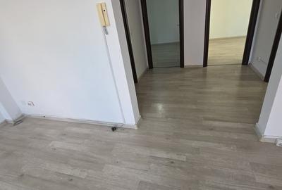 Apartament cu 3 camere semidecomandat în Libertății - 3