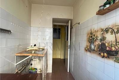 Apartament cu 4 camere semidecomandat, mobilat în Soarelui - 5