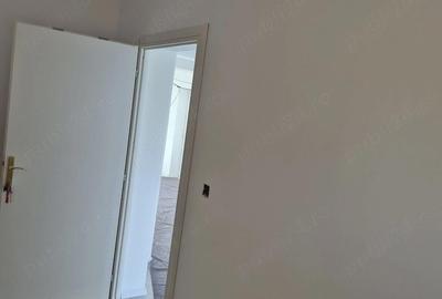 Casă cu Teren 1800 Mp în Brădești - 6