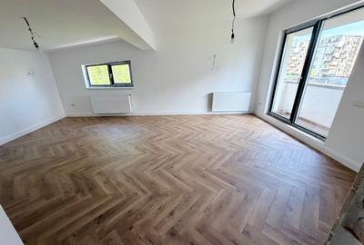 Duplex cu 4 camere cu Teren 180 Mp în Metalurgiei - 17