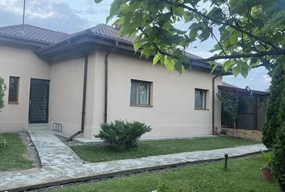 Casă cu 4 camere în Gherghița - 10