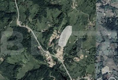 Teren de 16945 mp, în Central - 3