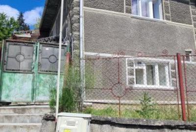 Casa de vanzare , 3 camere , 100 mp, zona Mulatau - 7