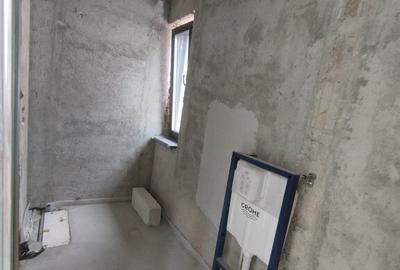 Casa cu 4 camere|zona foarte buna|COMISION 0% - 4