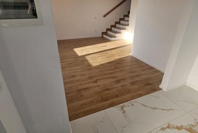 Duplex cu 4 camere cu Canalizare în Ipotești - 11
