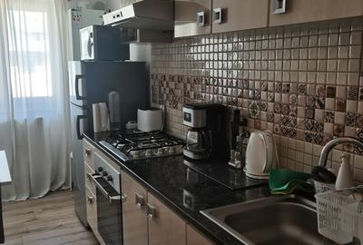 Apartament cu 4 camere decomandat în Silva