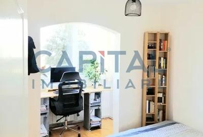Apartament cu 4 camere decomandat, mobilat în Zorilor