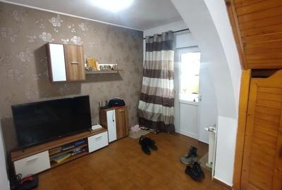 Casă Valu lui Traian - 4