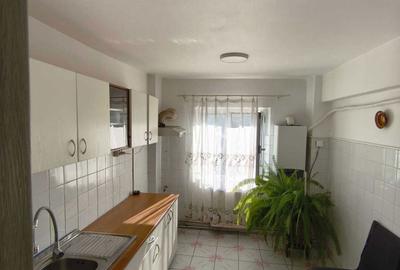 Apartament cu 4 camere decomandat în Central - 4