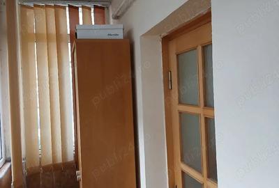 Vand ap 3 camere decomandat parter balcon anchis termpan pre? 70000 euro - 3