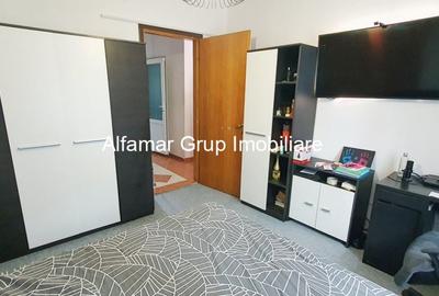 Apartament cu 3 camere semidecomandat în Rahova - 3