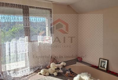Casă individuală cu 4 camere cu Canalizare în Corbeni - 15