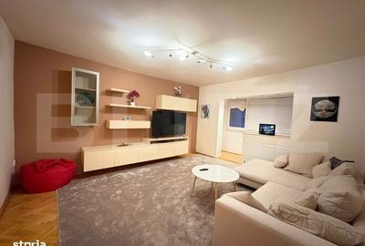 Apartament cu 3 camere decomandat în Dâmbovița