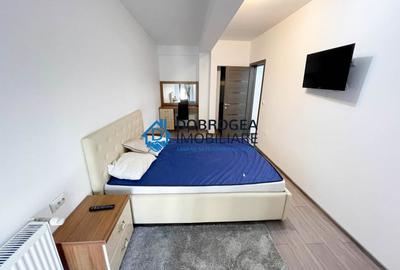 Apartament cu 3 camere decomandat, mobilat în C5 - 12