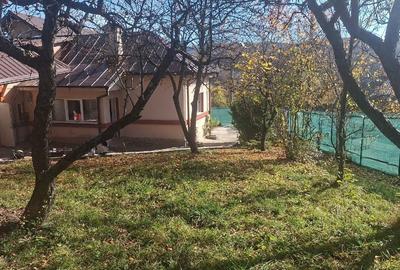 Casă individuală cu 6 camere cu Canalizare în Autogară - 2