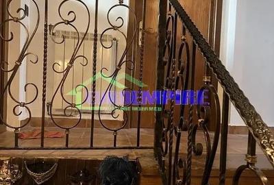 Apartament cu 4 camere decomandat în Central - 13