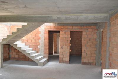 Casa Moderna in Noul Ansamblu Phoenix Sangeorgiu de Mures - 2