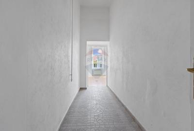 Apartament cu 3 camere semidecomandat în Central - 10