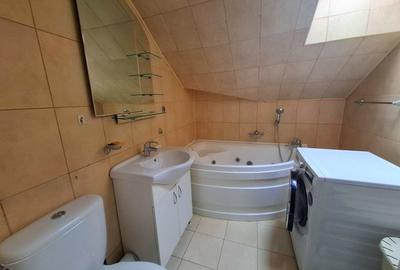 INCHIRIERE-APARTAMENT 3 CAMERE-DECOMANDAT-NICOLINA - 8