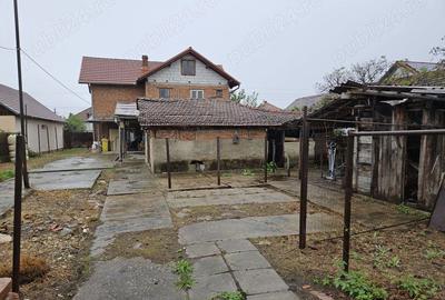 Casă cu 4 camere cu Teren 1105 Mp în Făget - 8