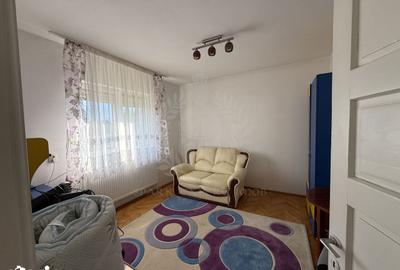 Casă cu 8 camere cu Teren 1300 Mp în Păulești - 10